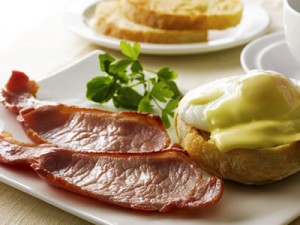 Eggs Benedict with Grilled Rashers